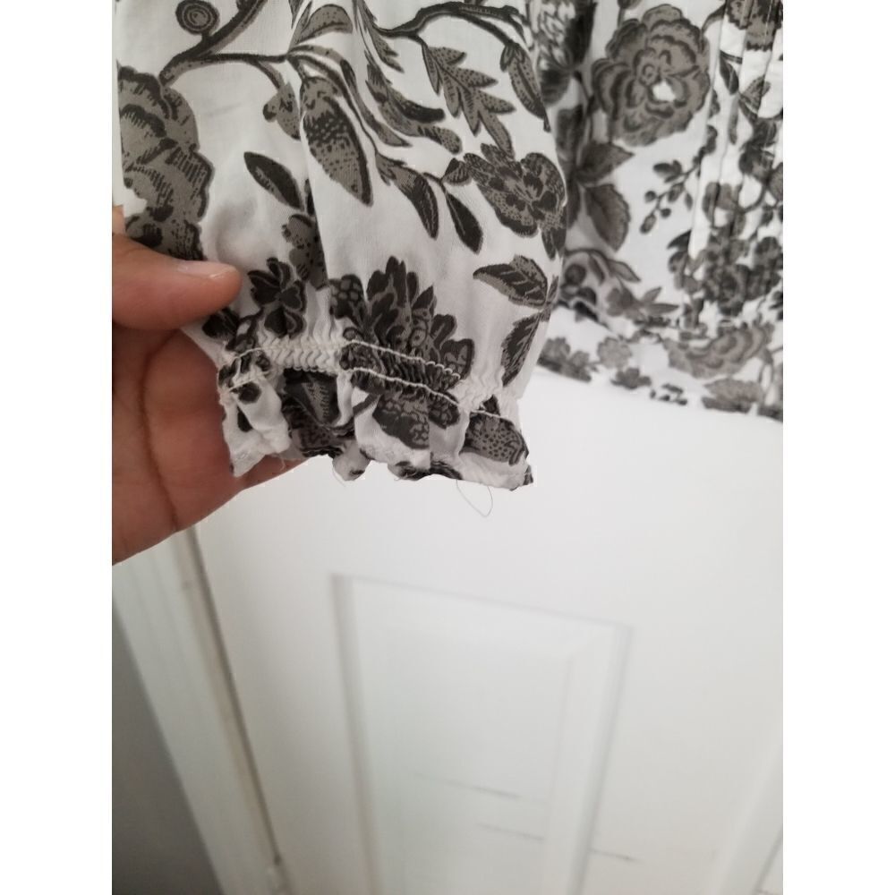 LUCKY Brand lea pintuck blouse top - Picture 11 of 11